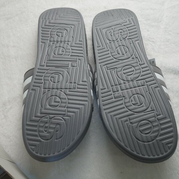 Adidas Adissage Slides Men’s Size 18 Gray White Massage Sandals New in Box‎ - Picture 7 of 7